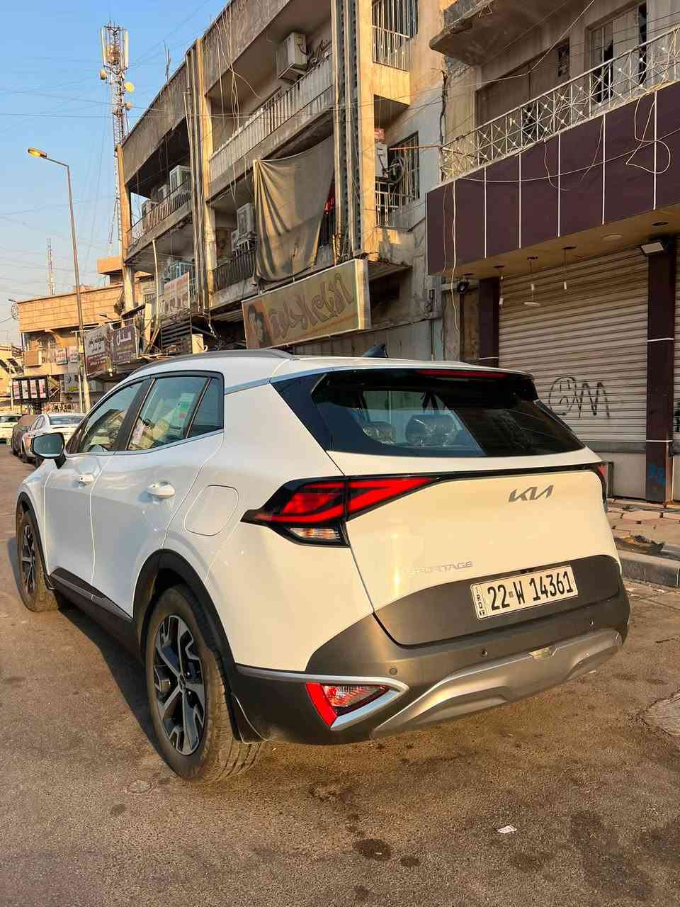 سبورتج موديل ٢٠٢٥ كفاله عامه السياره بوضع الزيرو
مواصفات 
بصمه شاشه دجتال مود درايف لد امامي خلفي نهاري 
تبريد قطعتين تبريد بيانو شاشه هندبريك بصمه  رادار جانبي وباقي المواصفات المعروفه
لاتصال ***********
مكاني الاعظميه 
السعر ٢١٠ 
عداد المسافه ١٠ الاف
