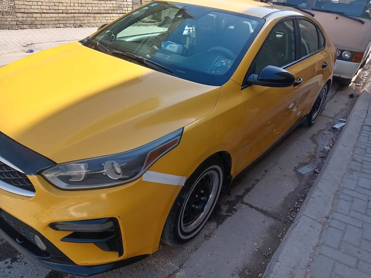 كيا فورتي ٢٠٢٠ للبيع فيها منضومه غاز سعر البيع١١٥ ورقه وبيها مجال مكان السياره ديالى بعقوبه للاستفسار على الهاتف***********

