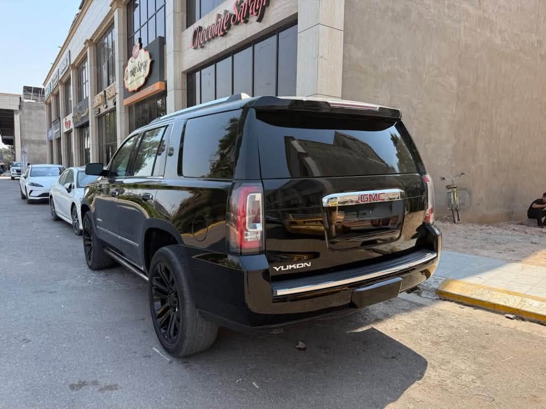 🚘 GMC Yukon Denali 2017

🔹 بدون حادث — تقرير مكفولة
🔹 بلادية
🔹 فول مواصفات
🔹 محرك 6200 V8
🔹 محرك وكير حدادية
🔹 السيارة جديدة جداً ونظيفة
🔹 الاستخدام نظيف والداخلية بحالة ممتازة
🔹 الملاحظة الوحيدة: البنيد بيه كلير أثر جراد 
       خفيف، فقط 

🔥 سيارة دينالي حقيقية، مواصفات كاملة وحالة ممتازة، جاهزة 
السعر 340$

📞 للاستفسار والتفاصيل: ***********
