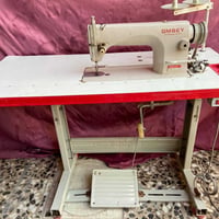 مكينة خياطة • جيمسي • بغداد العبيدي