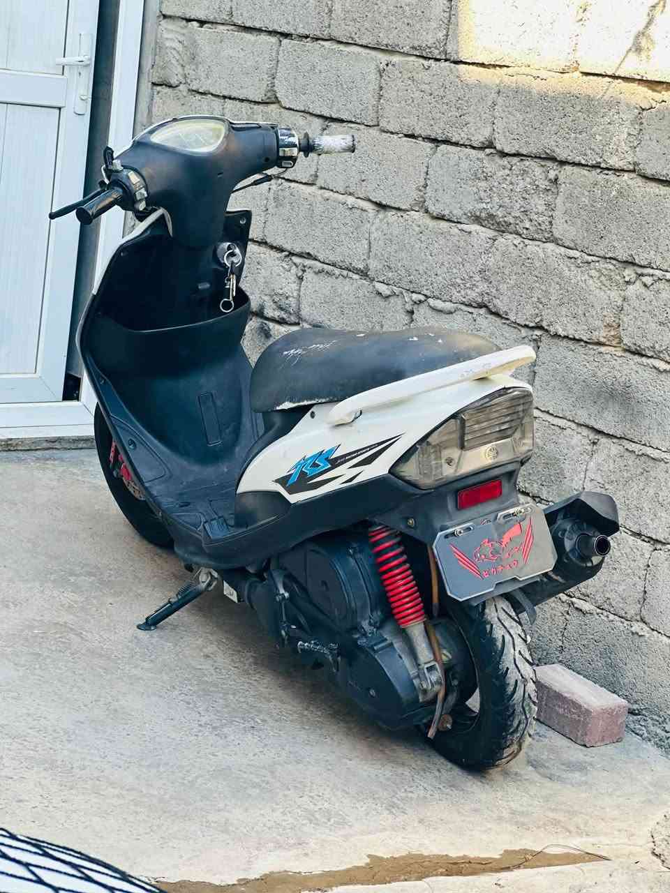 سلام عليكم دراجه ماكس عدله بس تدخن وما طافيه تشتغل سعرها 375 قفل الستفسار ***********
