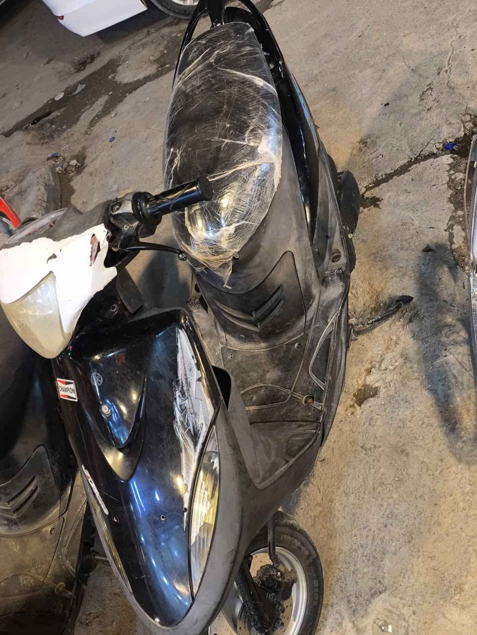 سلام عليكم دراجه لبيع نضيفه محرك بلادي ما مفتوح شلعه، معدل كفرات مختمه سعر 550بيه مجال شراي يتصل ع هذا رقم ***********
