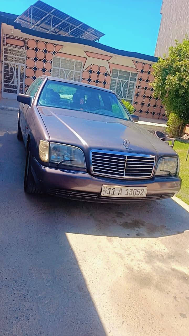 سلام عليكم  شبح موديل ١٩٩٢ مكفولة كير محرك تخم تاير حدادية تبريد ثلج كشتات كهرباء  تدفئة بالكشن كامرة خلفية محرك خراطيم مصبوغ للجمالية سعر ٥٤ بيها مجال مراوس يرهم للإستفسار ***********
