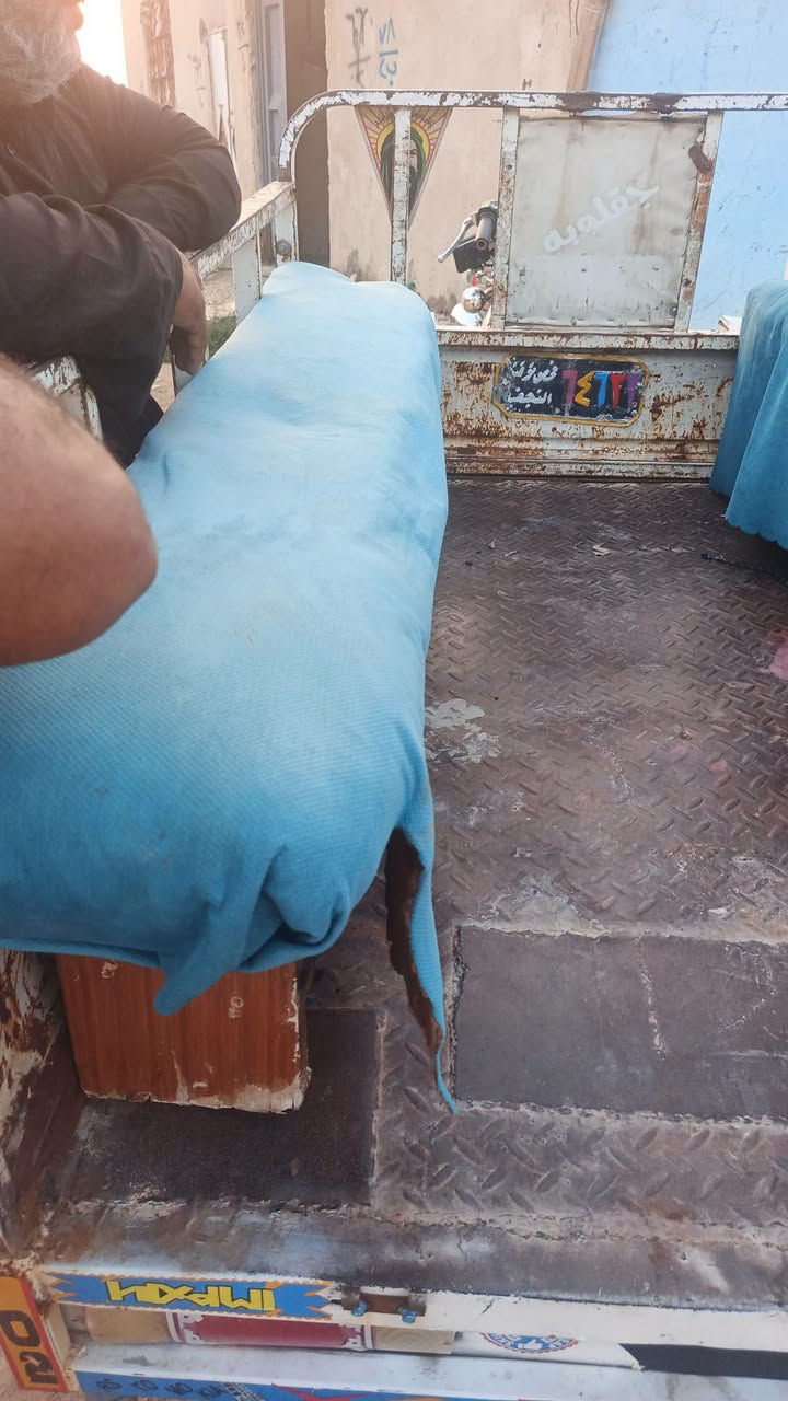 السلام عليكم
 غراض للبيع ويل جمره الاصلي الي يجي وياهة النفخ  سعره 25 وبي مجال 
 المحجر مال جمره سعره  75 وبي مجال 
المصطبات مال امتيار سعرهن 20 وبيهن مجال 
مكاني نجف شارع كربلاء عامود 130 بل زركه 
الرقم ***********
