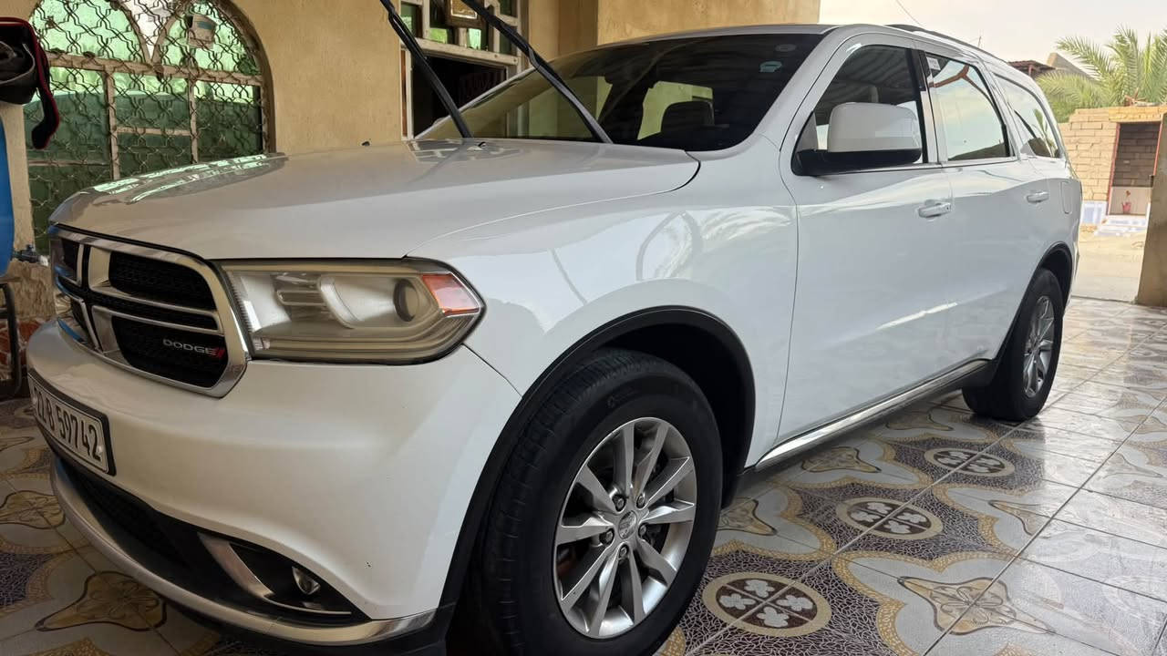 سلام عليكم 
دورنكو خليجي 
اللون ابيض 
مديل 2018
رقم اربيل 
موصفات SXT
فتحه +حساسات خلفيه +بريك خلفي اوتو +اوتو ستوب
فتحه
كشنات مخمل
ماشيه 103 مايل
تو ويل
سياره مكفوله ما عده شبر بارد مأشر عليه بلصور
والنرماده مال باب السايق مبدله فقط اي قطعه مفتوحه محرك 3.600 محرك وكير نضيف شرط الفحص حداده جديده 
العنوان البصره المدينه ابو غريب
السعر 245

***********
