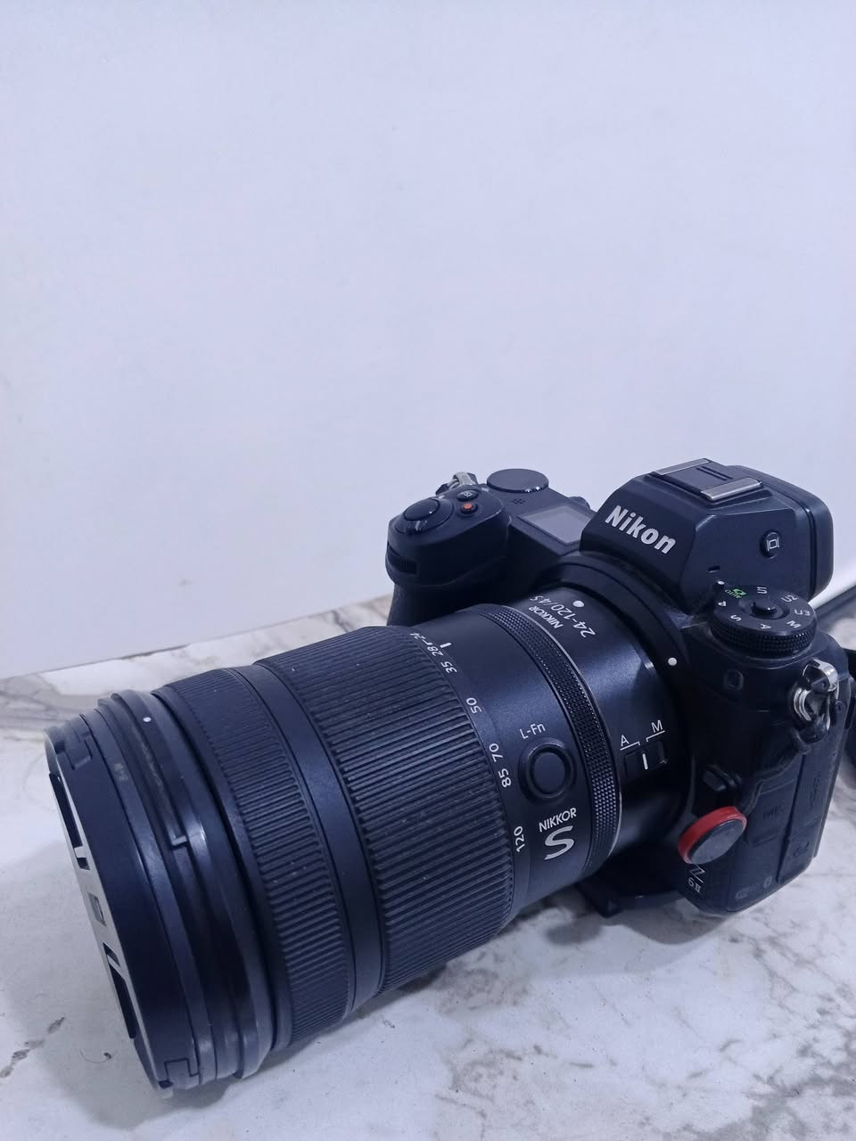 📷 للبيع | Nikon Z6 II

🔹 الموديل: Nikon Z6 II
🔹 النوع: Mirrorless – Full Frame
🔹 الدقة: 24.5 ميگاپكسل
🔹 المعالج: Dual EXPEED 6
🔹 التصوير المتواصل: حتى 14 صورة/ثانية
🔹 تصوير الفيديو: 4K UHD حتى 60fps
🔹 تثبيت صورة داخل جسم الكاميرا 5-Axis IBIS
🔹 شاشة لمس قابلة للميلان
🔹العدسه الاصليه مالت الكامره 
NIKKOR 24-120/4 S
🔹 Wi-Fi + Bluetooth
🔹 البطارية: EN-EL15c
3 بطاريات : ثنين اصليات وحده تجاري
مع شاحنه 
ورام 32G

📍 الموقع: البصرة + لا يوجد توصيل 
📩 للتواصل واتساب : ***********

