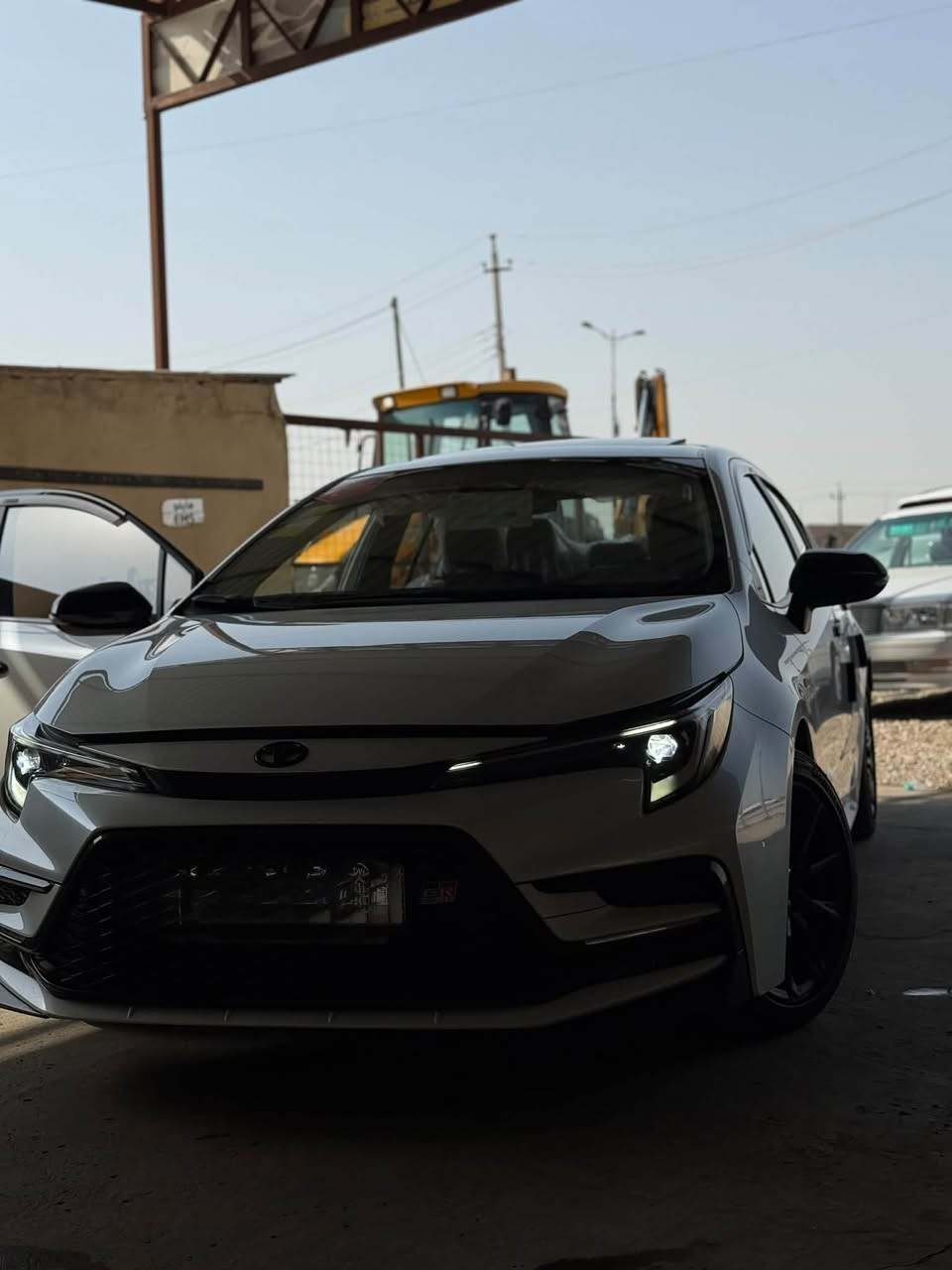 سلام عليكم كورلا هابير 2025 للبيع مكفوله كفاله عامه عده فطر بشباج زغير وما ابين وشخطه بدوسه الجوه الباب الوره مغلفه ppf ودرع لجام ومصدات هم مغلفه درع ماشيه 20 الف GR اعلى فئة حساسات محيطه كامره دواره قياده ذاتيه وكروس سرعه كرسي كهرباء لون دواخل ماروني مجيس اصل GR مختمه بلاد سعر 170 وبيها مجال حقك الجيه ***********
