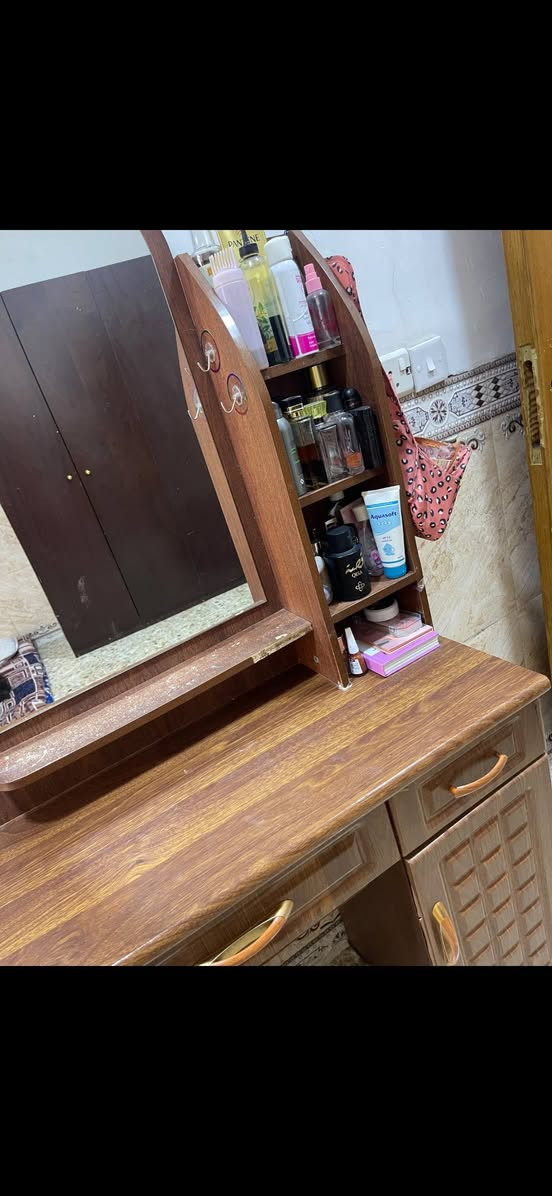 البيع نضيفه وتساب ***********

نص مكتوب في الصور:
- حبيبتي ام زينب
- قبل ٢٤ دقيقة
- 3 من 7 حبيبتي ام زينب قبل ٢٤ دقيقة جروب مبردات وسبالت وصوبات العراق احمد محمود احمد محمود . 2 س • 1