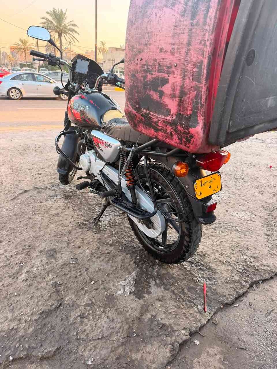 بوكسر 2023 للبيع الدارجة مجفته قبل 4 اشهر مناقصهة اي شي بس سلف واكف رايدهة ب 2250 عليهة غرامه 100 توكع من السعر وبيه مجال قليل كلش تحويل شوكت ميعجبك ***********
