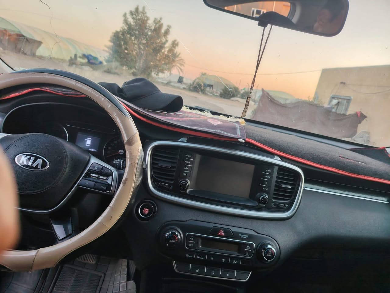 السلام عليكم سورنتو موديل 2020 السياره بيها 3قطع بنيد مصبوغ أثر جراد وجاملغ أمامي وجاملغ خلفي السياره وارد أمريكي السياره مال جناي كير ومحرك مكفولات مكان السياره بابل جبله السعر شده وتسعين ورقه وبيها مجال بسيط مكان السياره بابل جبله الإتصال بالرقم 
***********
