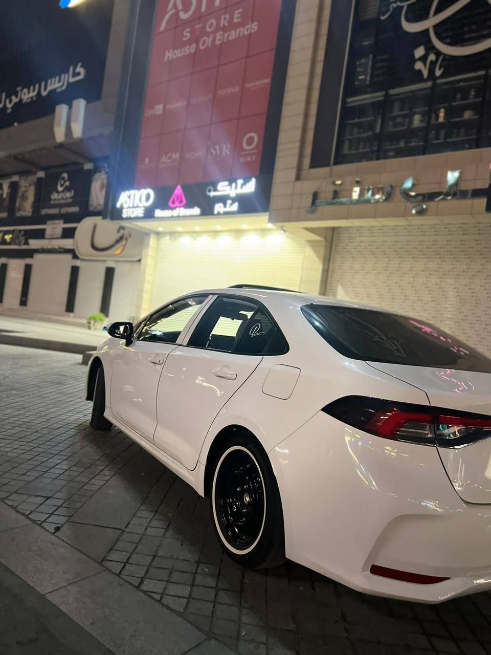 سلام عليكم للبيع تايرات كلكسي حجم ١٥ إنتاج ٢٦ صارلي شهرين لا بنجر ولا ركعة جديد من شادة ويل اصلي ياباني مصبوغ حراري كاملات تاير ويل ب ٣٠٠ وبي مجال بسيط كلش بغداد شارع فلسطين ***********
