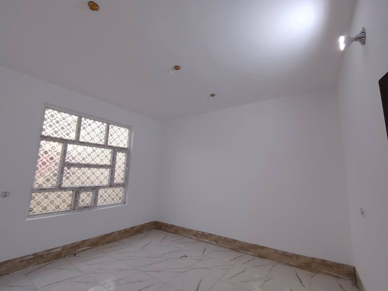 دهانات داخلية • دهانات خارجية • صباغين