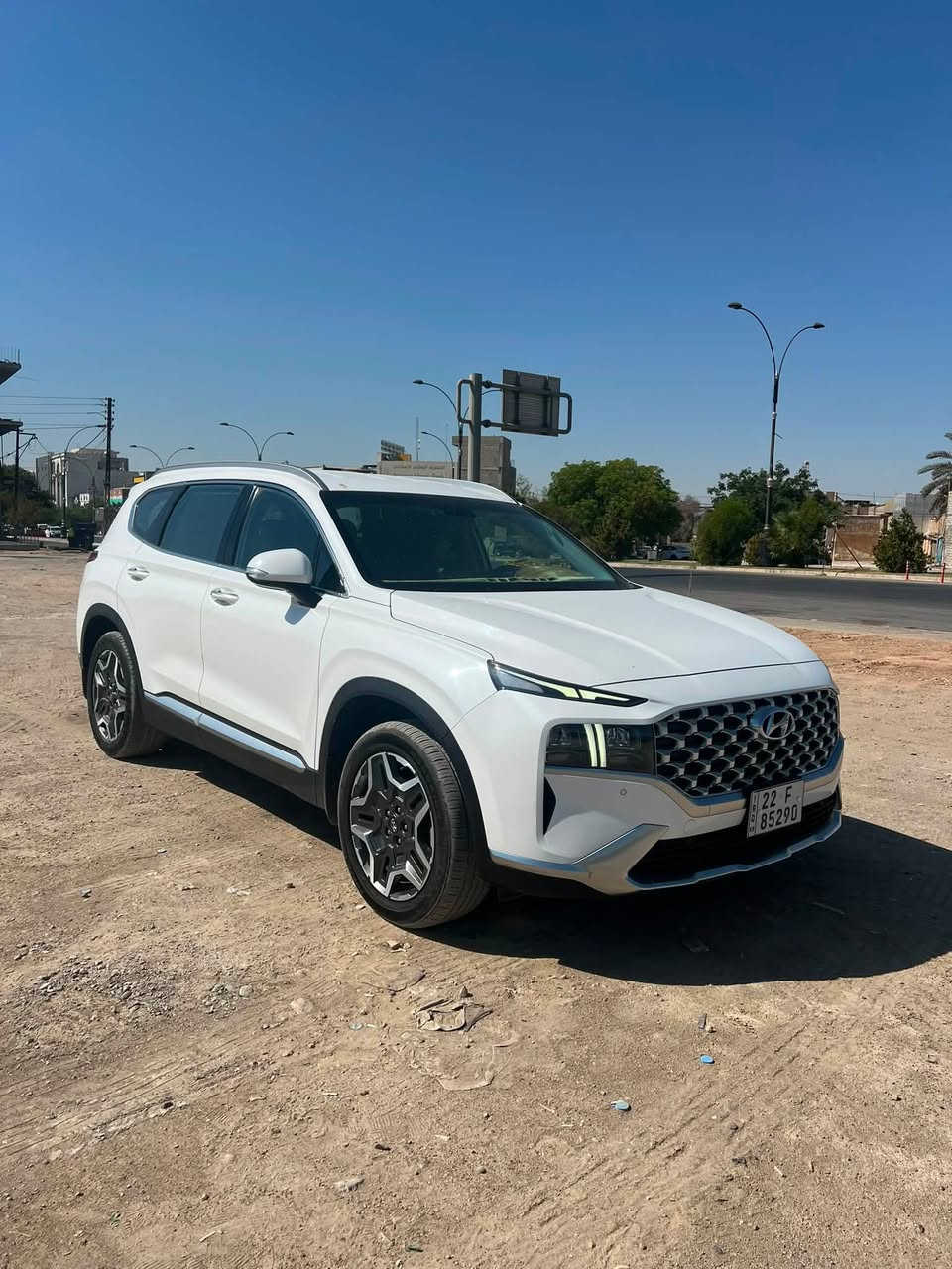 سلام عليكم
سنتافي موديل 2024 خليجي 
ماشيه 100km كلين سيارة باسمي شرط تحويل و غرامات 
سعر 295$ وبيها مجال للشراي 
للاستفسار اتصال على رقم ***********
