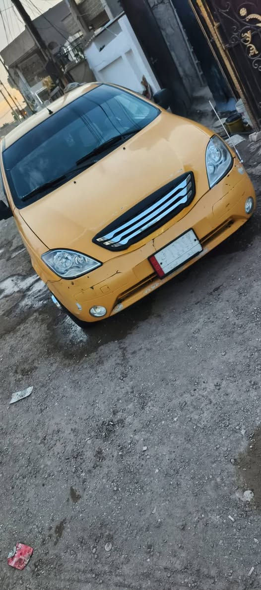 سيارة جاهزه من كلشي تحويل مباشر عليها سنتين هيئة ينخصم من سعر تبريد مكينه كير تراي ١٦٠ شواصي بدون كسر سياره بلاد بيها قطعتين جاملغ سايق وجاملغ خلف السائق فقط موديل ٢٠١٥ سعرها ٣٥ مكان بغداد ***********
