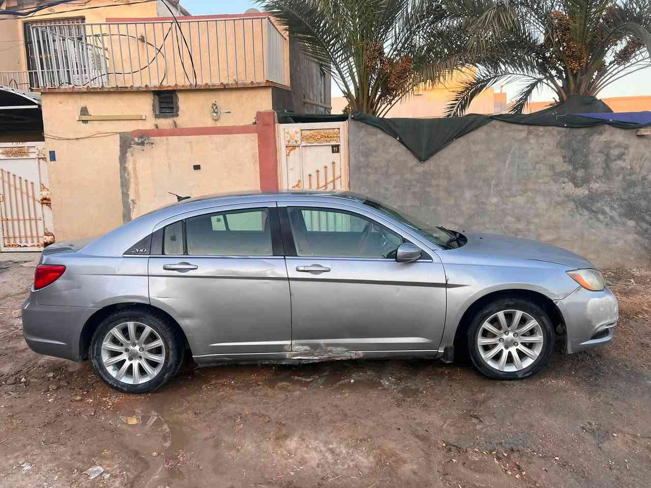 سلام عليكم 
كرايسلر c200 للبيع المكان بابل حله
الموديل 2013
 محرك 2400 المرغوب
سياره يحتاجلها شوي تعديلات التبريد عاطل بس سياره قويه واعتماديه كلش ووين ما تريد روح بيها السياره بيها 3 ابواب صبغ وجاملغ ايضا والبنيد بيه جراد خفيف
السعر بلاش والله 59 وبيها مجال بسيط 
ملاحظه تحتاج شريط ستيرن الاصلي سعره 65 الف وتحكم جام هو شغال بس يحتاج تبديل لان الجامه الوره ما تنزل يعني يكدر يمشي امورك طبيعي اذا ما تبدل 
بس اني جاي احجيلك كلشي علمود من تجي ما تتعب ولا اتعبني
واكو ضربه بسيطه بالدوسه موضحة امامك بالصوره
جاي ابيع بهذا السعر لان بيها شوي نواقص كماليات بسيطه والسياره مال جناي وانطيك بيها تراي وين ما تريد 
الشراي يدخل خاص او يتصل على الرقم 
*********** واتساب هم موجود
