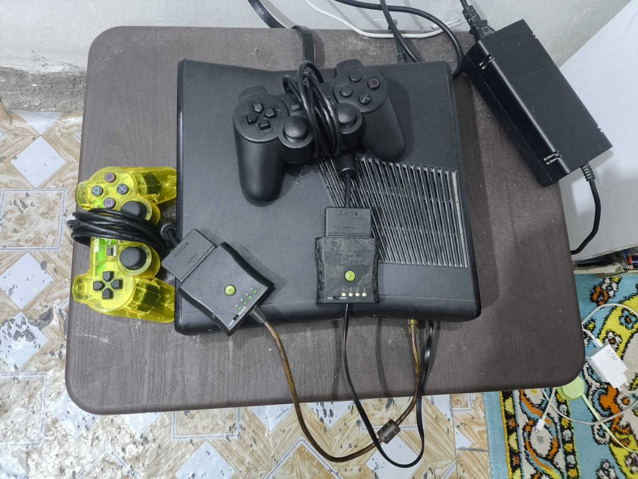 Xbox 360 سلم مهكر
جهاز نظيف وما داخل تصليح ابد ، نظام فري ستايل عربي و وياه تحويلات جوستك بلي تو 2 مع جوستكين جديدات ( يعني تلعب بجوستك البلي 2 )
تكدر تنزل الالعاب من مواقع او من مراكز (محلات) الالعاب بيه 21 لعبة اساسية وحلوة مثل
GTA V و Red dead Redemption 
Pes 2026 و pes 2013 و pes 2006
Battlefield 3 و Battlefield 4 
 و تيكن ومورتال كومبات وهيتمان و wwe وغيرها من الالعاب وموضح بالصور بيه بعد 86GB يعني تكدر تنزل بعد الالعاب التعجبك
سعر 110 وبيه مجال عنواني مدينة الصدر

نص مكتوب في الصور:
- CPU 57.5 C GPU 53.9 C MEM 49.7 C CASE 31.6 C XBOX 360 Games Assassin's Creed 555307d4 Assassin's Creed IV 555308e2 Battlefield 3 45410950 Battlefield 4 454109ba CoD: World at War 4156081c GTA V 545408a7 Hitman: Absolution 53510804 1 of 4 DOLBY DIGITAL Digital Surround DOLBY AND THE DOUBLE-D SYMBOL ARE REGISTERED TRADEMARKS OF Dolby Laboratories 1 of 21 Ⓐ بدء اللعبة Ⓑ رجوع Ⓨ خيارات ⓧ Show Favs ⓁⒷ قائمة المفضلة Ⓝ/Ⓐ الحالة: Idle