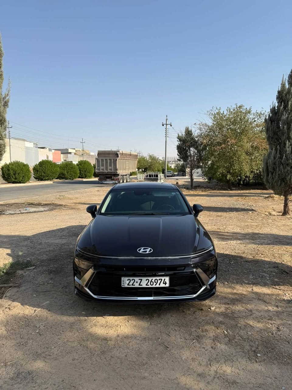 سوناتا ٢٤ شكل جديد بدون صبغ / SEL بانوراما
حجم المحرك ٢٥٠٠ تنفس طبيعي /
ماشي ٢٣ الف مايل 
بدون صبغ بدون دواخل رقم شاصي مرفق / ايرباك ستيرن وبرده / ليبل واحد فقط الدعاميه خلفيه مبدله 
المواصفات / بانوراما 
بصمه باب وبصمه تشغيل وتشغيل عن بعد 
كرسي السائق كهرباء / 
ويل كب ١٨ / 
رادار ٣٦٠ / شاشه الكتروني كامل 
هندبريك بصمه / اوتو هولد / وضعيات قياده ٣ / شاحن وايرليس تلفون / كاربلاي 
رقم اربيل جديد 
مكان اربيل 
السعر ١٩٣ بي مجال 
*********** واتس واتصال
