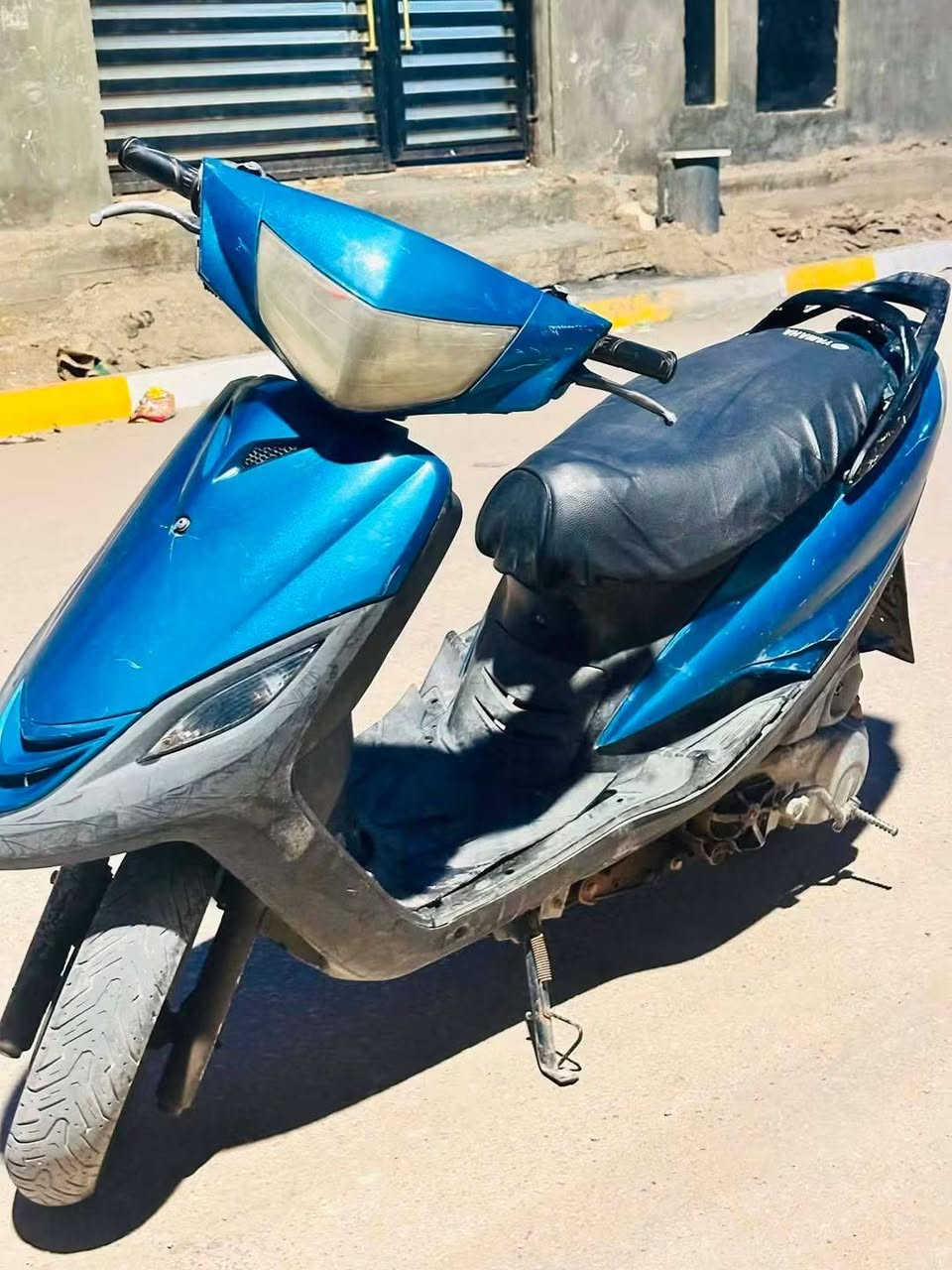 السلام عليكم  
دراجه للبيع ماكس  ثعلب🦊  
دراجة نضيفه وحلوا. مفتوحه فقط مبدله كور حاويه مو تجاري السعر 350 وبيهه مجال بصيط حك الجيه 

هاذا رقمي شراي اتصل  ***********
مراسله واتساب
