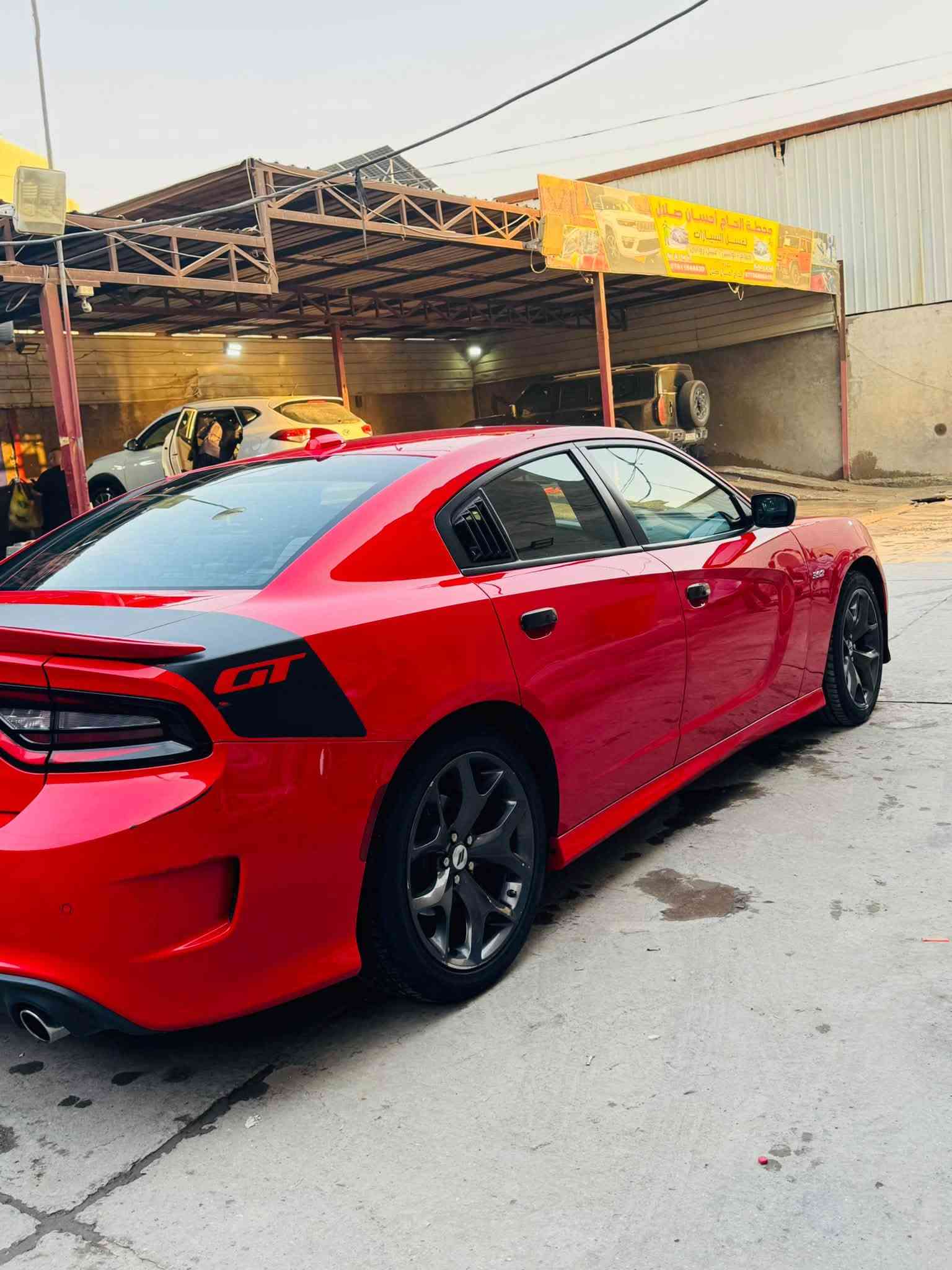 السلام عليكم
جارجر gt 2019 سوبر تراك باك 
وارد كندي 
كفاله عامه 
عليه برمجه كامله 
صرف بانزين وماروح 
عليه مراوح مال خليجي 
ماشيه ٨٠
سونار المندلاوي مرفق 
لون طماطي 🍅 
بدون اي كلوب سيرفيس
عليها حداديه وتخم تاير كله جديد
مكينه ٣٦٠٠ سبورت 
منضومه تبريد جديده
رقم بغداد 
فول موصفات عده الفتحه 
كشنات حضن كهرباء
كامره دواره حساس مخفي 
مكينه وكير مامفتًوحات 
السياره احله من الصور 
جهازه من كل نقص
السعر ٢٠٣ وبي مجال 
مكاني حله 
***********
