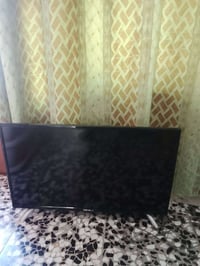 ٣ شاشات ال جي • ٣٢ بوصة • ٤٢ بوصة