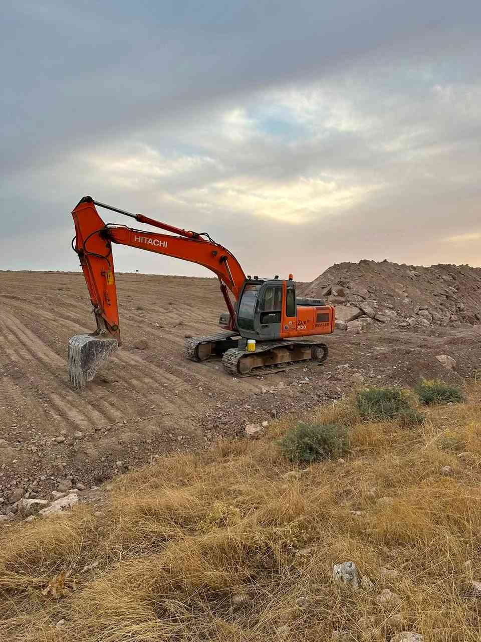 مركبة • بدون تفاصيل