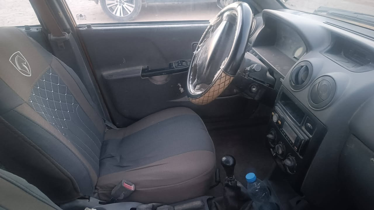 موديل 12 سمكره عام بدون ضربه صبغ عام مامسجله هيئه السياره باسمي كير ومحرك وحداديه وكهربائيات مكاني ديوانية العروبه سيارته جديده *********** سعر 22 وبيه مجال
