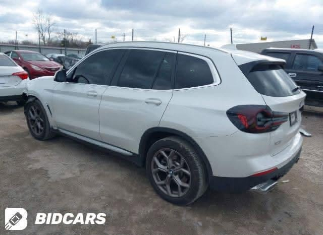 #سلام_عليكم
X3 2022 BMW للبيع

موديل 2022، فل مواصفات، اللون أبيض مع داخلية بحالة الوكالة ولون مميز.

ماشية 72 ألف كم فقط.

السيارة فل أوبشن، ومن أبرز المواصفات:

* حساسات أمامية وخلفية.
* كاميرات 360 درجة.
* رادار ومثبت سرعة.
* بانوراما.
* Auto Hold.
* Auto Stop/Start.
* إنارة ترحيبية.
* إنارة محيطية بـ 20 لون.
* لايت زينون مع توجيه الإضاءة مع حركة المقود.
* شاشة كبيرة مع Apple CarPlay.
* صندوق كهربائي.
* شاشة أعطال صفر.

والسيارة تحتوي على مواصفات إضافية كثيرة.

السيارة شبابية ونظيفة جداً، وعليها كتاب تظليل، وإن شاء الله بالعافية على من تكون من نصيبه.

رقم الشاصي موضح بالصور.

العنوان: كربلاء.

لأي استفسار أنا حاضر.

السعر 275

اي استفسار حاظر ***********
