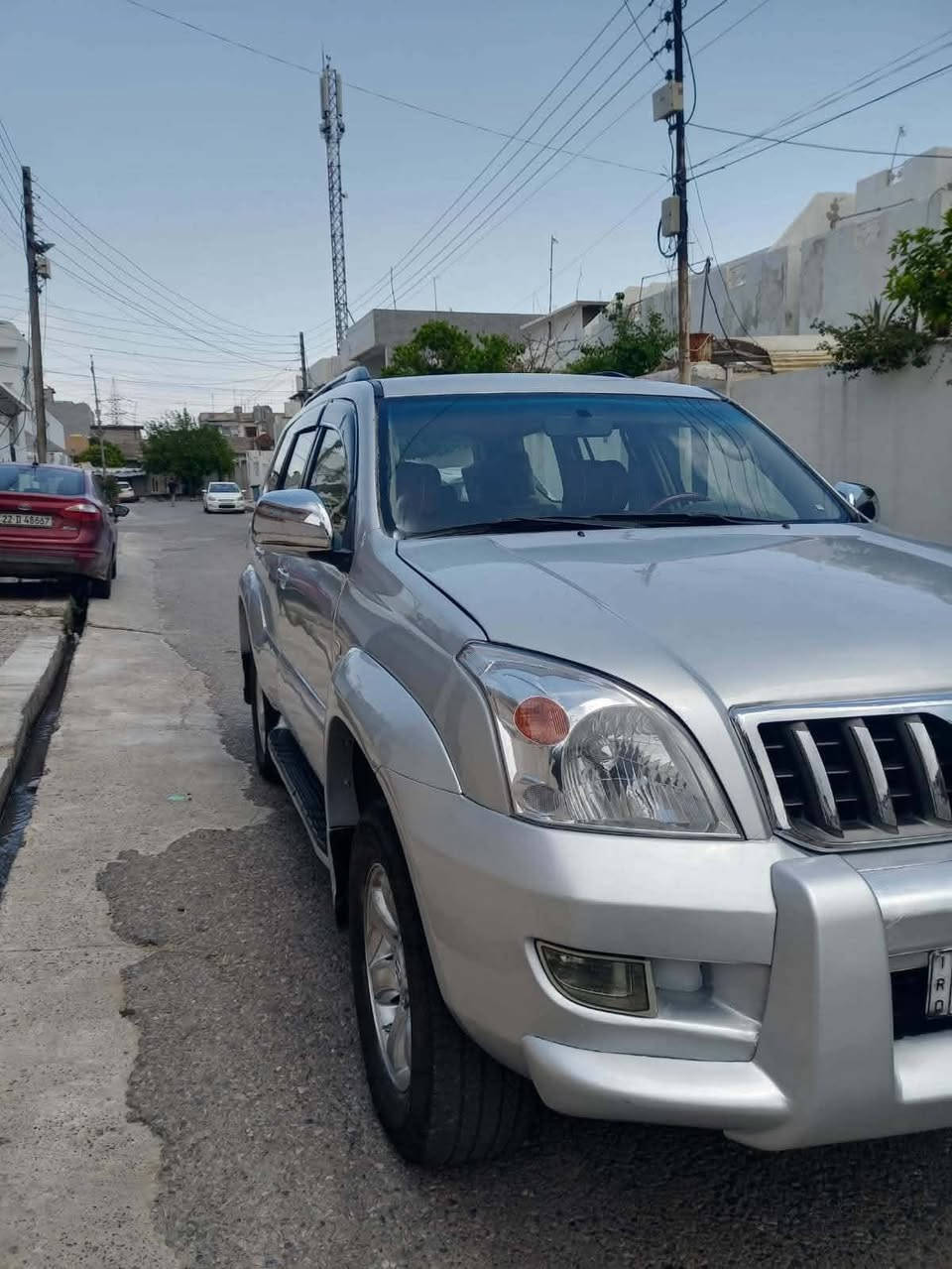 سلام عليكم

للبيع برادو موديل 2008 السونار مرفق بالمنشور محرك 4 سلندر 
مكاني كربلاء حي العامل السعر (110) وبيها مجال
رقم بغداد انكليزي بسمي رجان الموشراي لا يتصل 
***********

