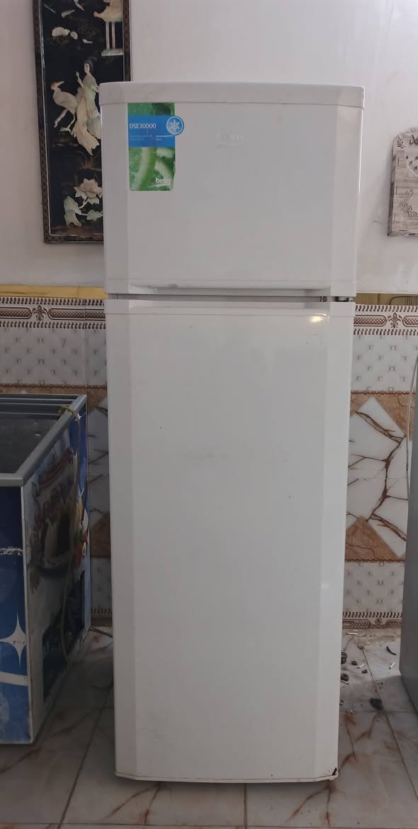 سلام عليكم غراض مستعمله كلش نضيفه
ثلاجات + غسالات عاديه وفول اوتمامتيك + برادات
ثلاجه بيكو 200
ثلاجه وادي 160
ثلاجه بيكو 12 قدم 160
غسالات  75
غسالة فول اوتمامتيك 125
برادات 60
العنوان ... الزعفرانيه شارع المعهد مكتبة تاج المعارك 
رقم الهاتف..... ***********
