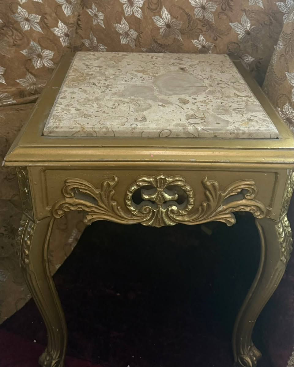 السلام عليكم تخم ملكي ١٠ مقاعد + طاولة كبيره+طبله كله ملكي وثكيل الشي الزين مو العادي الي بل سوق مكان شارع فلسطين رقم التفلون***********   سعر٧٤٠الف وبي مجال
الشراي يتصل وبيك خير وتدلل
السلام عليكم تخم ملكي ١٠ مقاعد + طاولة كبيره+طبله كله ملكي وثكيل الشي الزين مو العادي الي بل سوق مكان شارع فلسطين رقم التفلون***********   سعر٧٤٠الف وبي مجال
