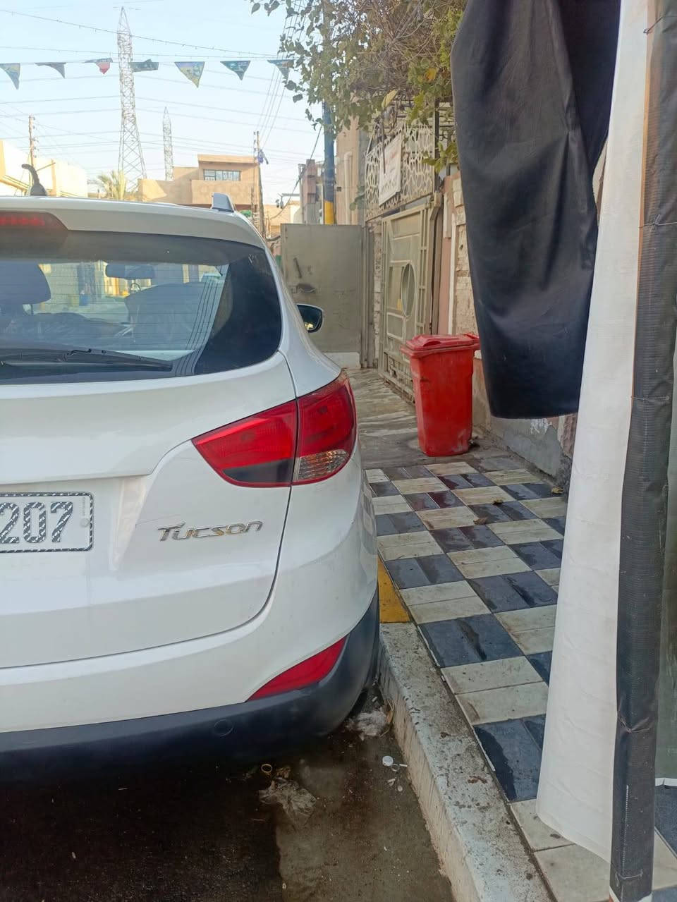 توسان ٢٠١٣ بغداد مكينه ٢٠٠٠ دوش السعر ١٣٢ وبيه مجال رقم الهاتف***********
