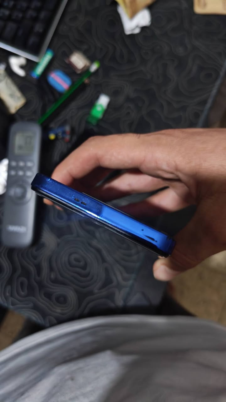 TECNO POVA 5 للبيع مستعمل
تيكنو بوڤا   5 للبيع مستعمل
السعر 150الف ، واتساب ***********
