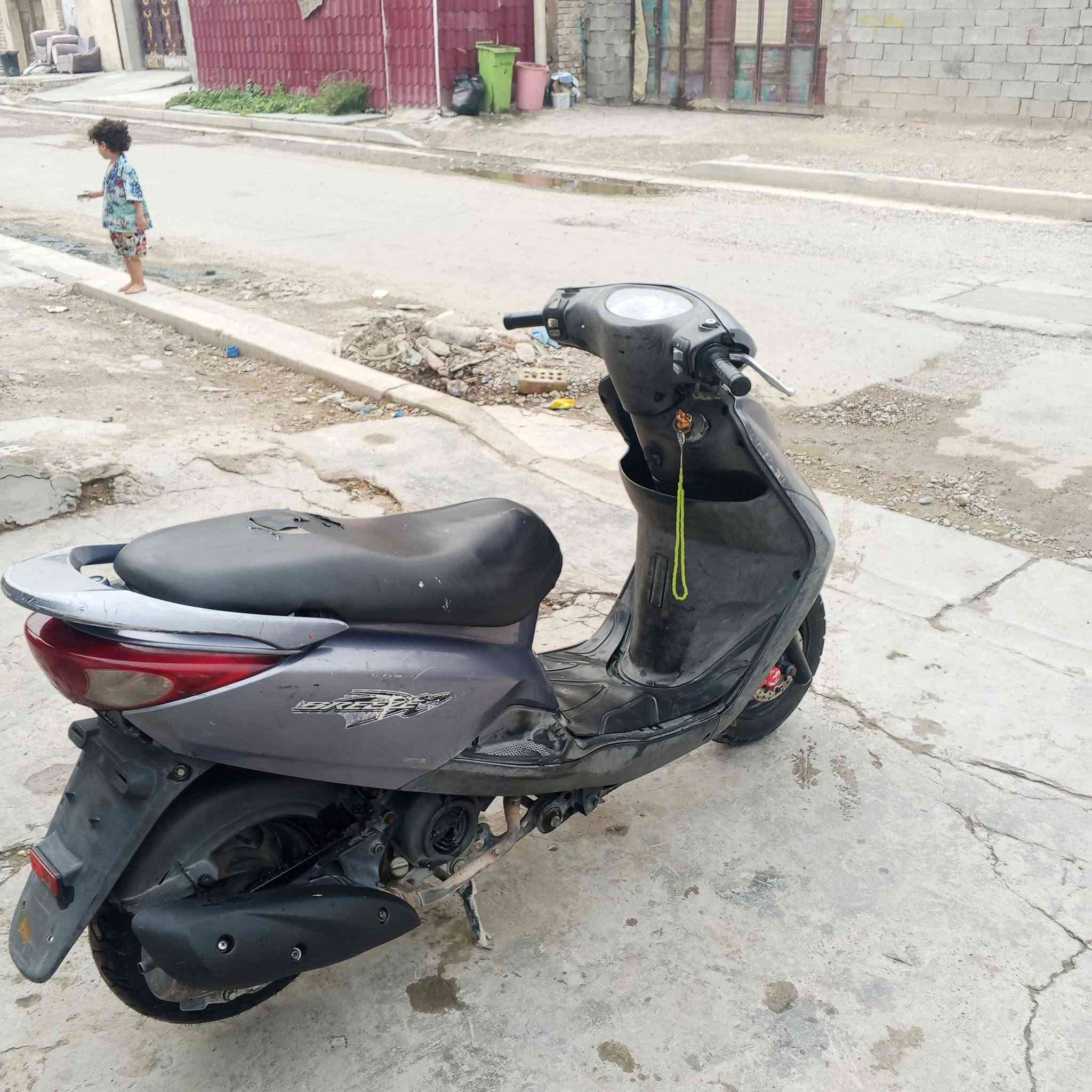 بريز نوزل اي نقص مابيها درجه نضيفه وكله بلادي ختم واحد كله شغاله سرعته 140 لسعر 650 بغداد المشتل***********
