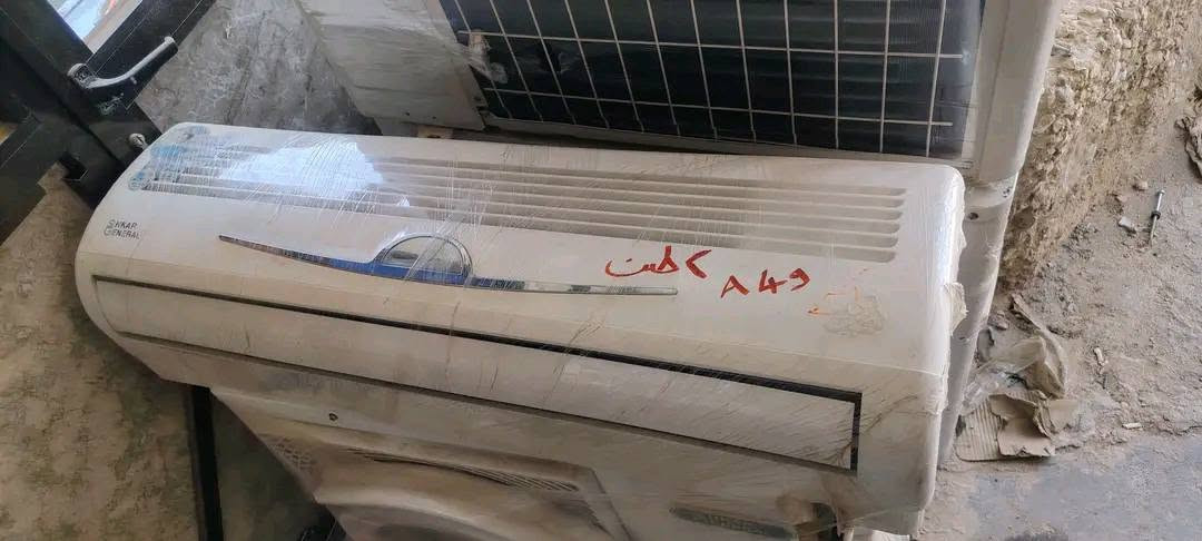 من رخصت ادمن وافق
يتوفر سبالت من طن حد 3طن شرط النضافه وكلها بلادي علئ وضع شركه اسعار مكتوبه علئ سبلت وبيها مجال
وايضن نراوس بسبالت محركه
رقم هاتف ‏‪***********‬‏
رقم هاتف ***********
