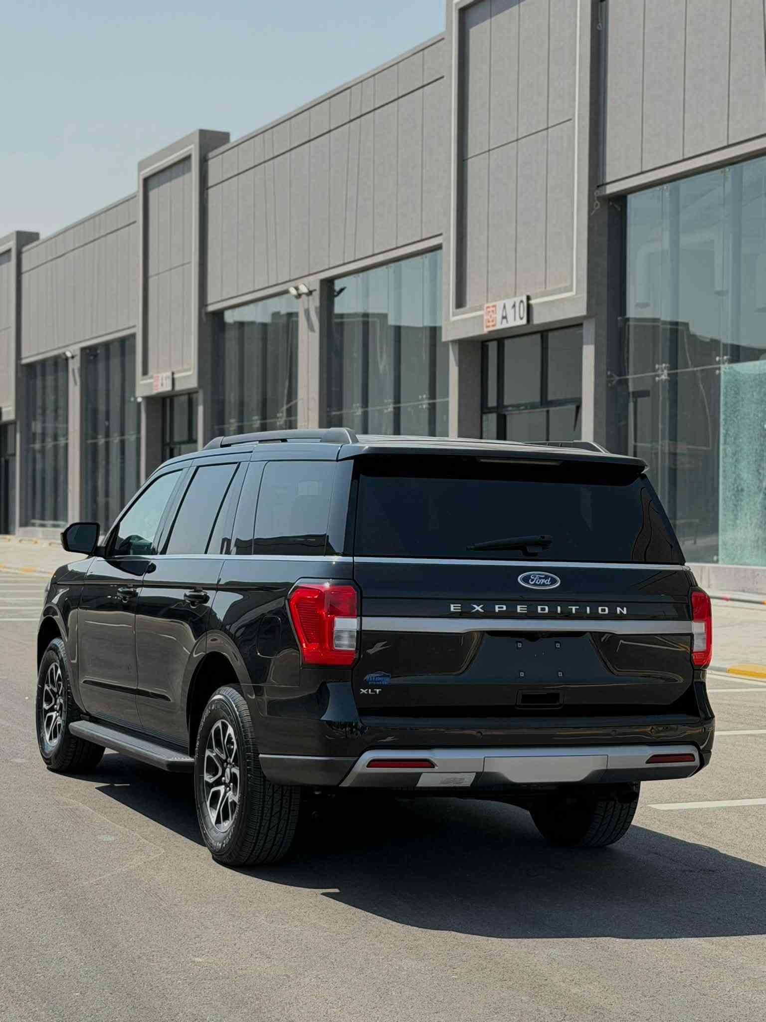 FORD EXPEDITION XLT 2024
فورد اكسبدشن ٢٠٢٤ xlt
مواصفات فول ماعدة بانوراما
شانصي قصير
ضرر بونيد جالمغ تبدل شركة 
ارباك سترن سيستم
بدون دواخيل 
83الف ميل ماشي
صورة حادث موجود⬇️
سعر بدون رقم 295$ 
تترقم شيمالي 
مكان اربيل
الاستفسارات اكثر ⬇️📞
***********
