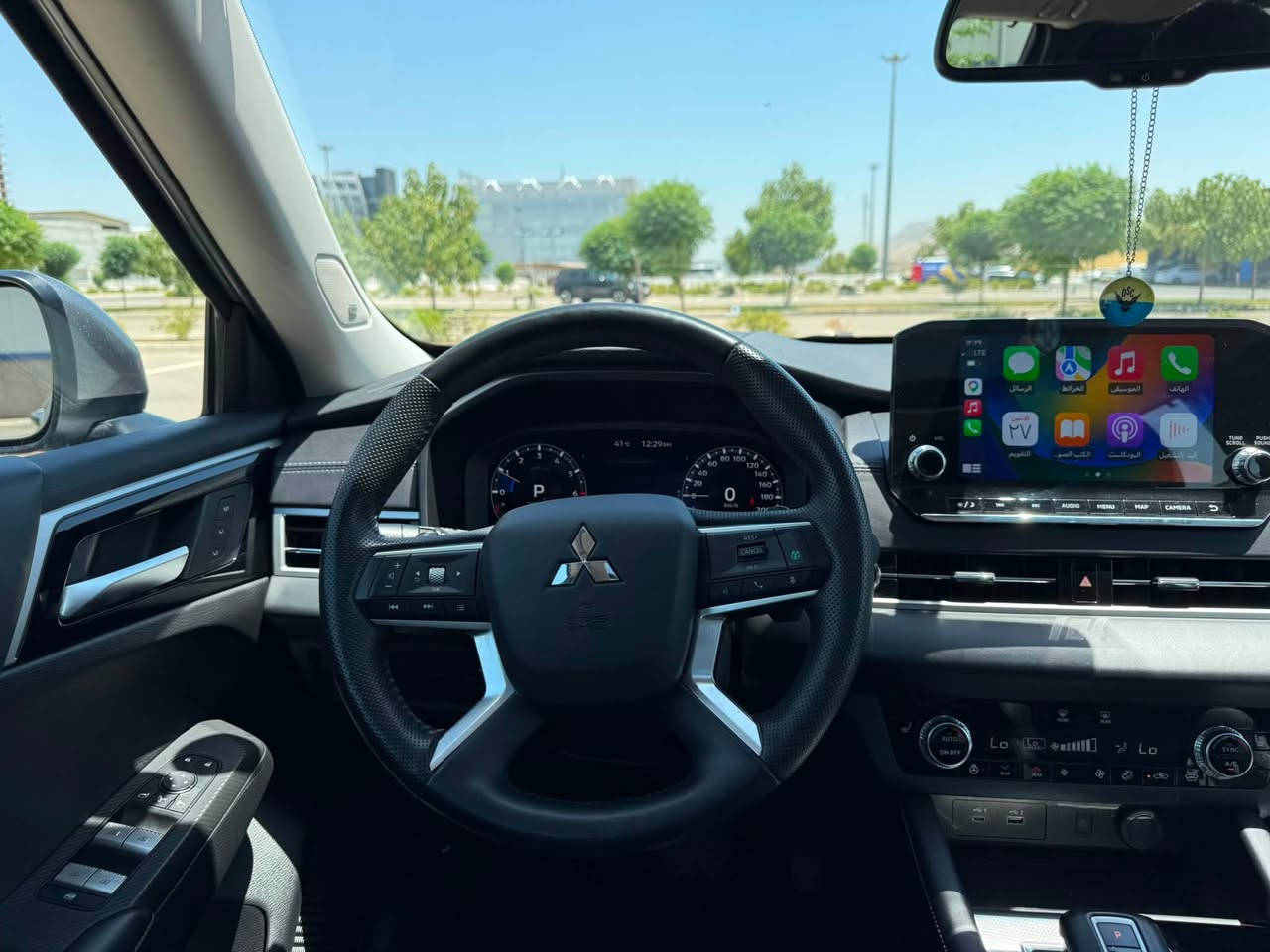 Mitsubishi Outlander Sel 2024
فول مواصفات  (دبل اكسل 4*4 )
مواصفات: (٧ راكب  داتاشو  بانوراما  ٣٦٠ كامره بصمه شاشة  5 كاميرات داتاشو  وشحن وايلرس 
كشنات جلد و هيتر - ستيرن هيتر بردات خلفي كشن خزن شغال سماعة bose 
سندوق شفت  بريك بصمه ويل كب كروم
رادار امامي و جانبي و خلفي  لايت ليد LED …)
محرك: 2.5  ماشية :(٢٥ الف كم)
(سيارة بدون صبغ مكانين pdr بدون ارباك )
سعر :(٢٥٥ ورقة بيها مجال ) 
مكان سيارة : ( دهوك ) 
رقم و سنوى جديد 
رقم تلفون ( ***********)
