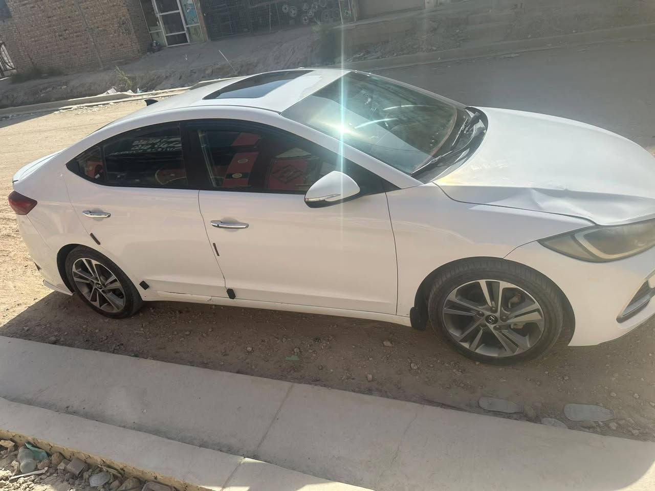 النترا ٢٠١٨ سوبر خليجي محرك ٢٠٠٠ دوش ماشية ١٢٢ الف سوبر سبورت مبدل بنيد فقط بدون اي حادث شواصي لغود بجم كلة مكفول تحكم جهتين شاشة حساسات فتحة سقف مري شفط ٣ مودات قيادة مكانها مركز الحلة رقم كربلاء باسمي 
سعرها 135 وبيها مجال
للاستفسار ‎مراسلة ⁨‎***********⁩
