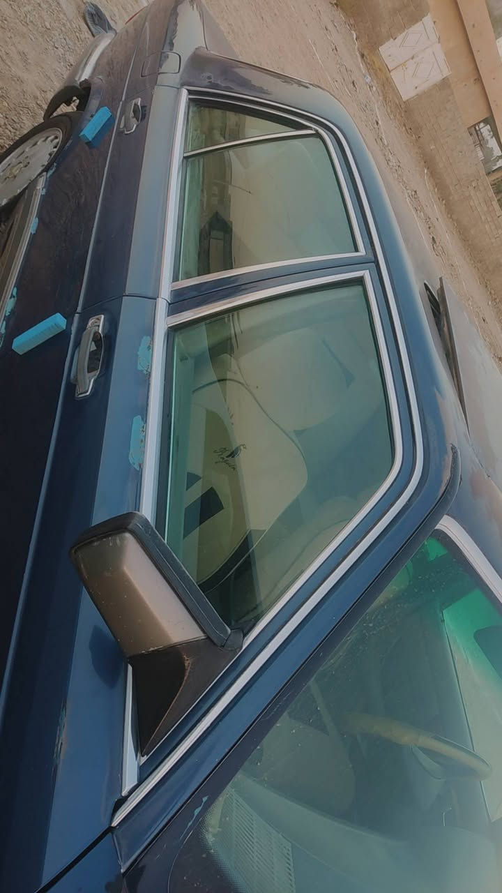 مرسيدس موديل 86 رقم ديالى انكليزي كير مكينه بلادي تبريد ثلج بدون ضربه بدون صبق مكفوله منكلشي سياره جاهزه السعر 58  عنوان ديالى بعقوبة ***********
