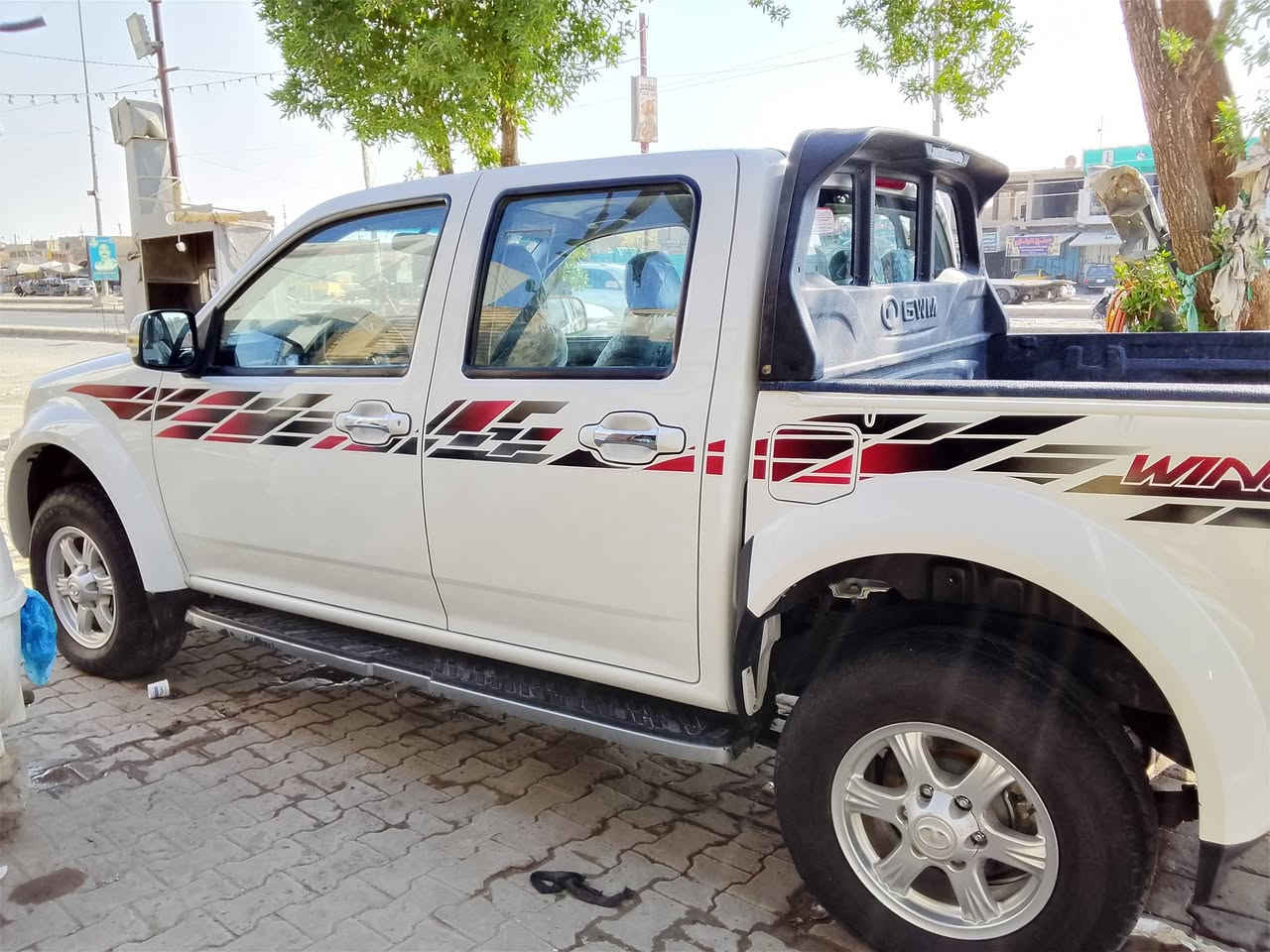 سلام عليكم ورحمه الله وبركاته كريت ويل للبيع موديل 2024 شرط سونار رقم مثنى دولي مكفولة من جكت البره رقم. مثنى دولي  ماشيه 48 ألف سيارة عله وضع شركه سياره كارتون مكان الدوانيه الحمزه الشرقي سعر 118 وبيه مجال لشراي مراوس عادي كريت ويل فقط اتصل وبيك خير وتدلل *********** اتصل وبيك خير وتدلل
