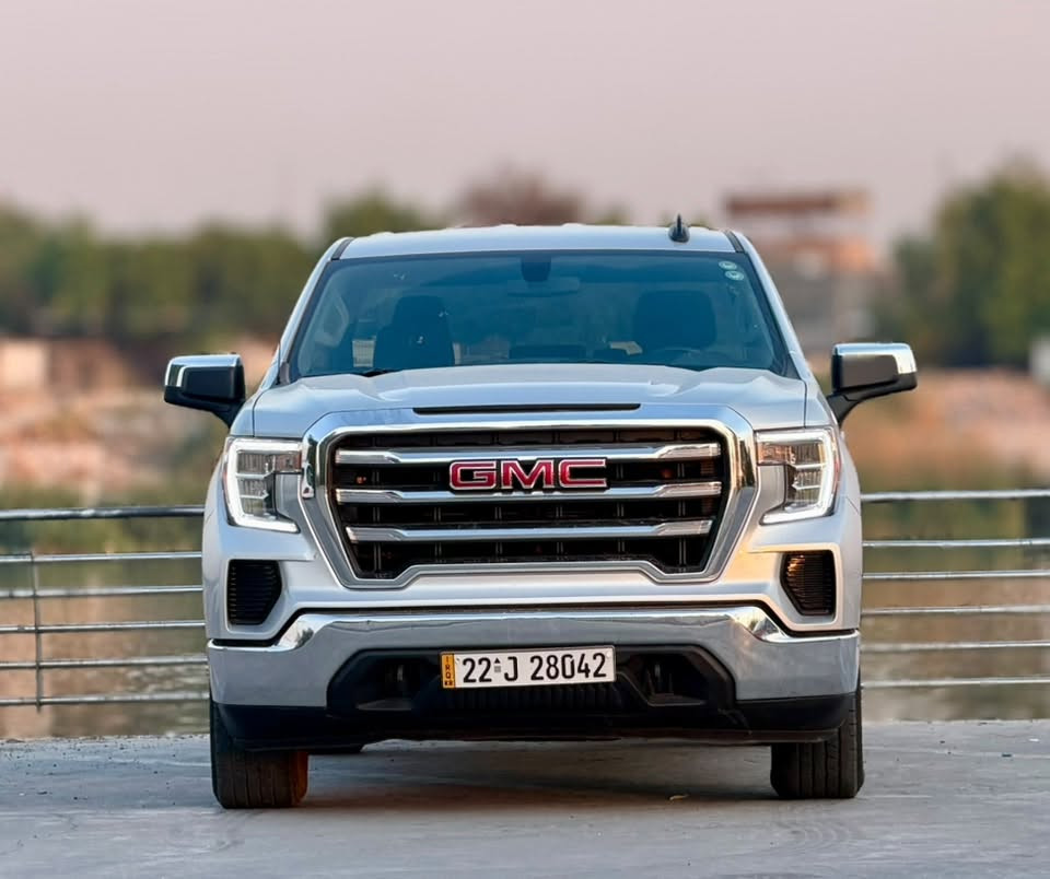 السلام عليكم 
GMC SIERRA 1500 – موديل 2022

✨ لون فضي مميز  4×4

السلام عليكم 🌹

للبيع GMC Sierra 1500 موديل 2022
🚘 وارد أمريكي وصور الحادث مرفقة مع الصور مرقم اربيل بأسم شركة وكالة او تحويل مضمون 
🔹6 سلندر 
🔹بصمة 
🔹 دفع رباعي 4×4
🔹 تدفىة كشنات 
🔹 حوض خلفي واسع
🔹 باب خلفي كهرباء 
🔹 انارة خلفية 
🔹 شاشة وأنظمة تحكم
🔹 قطعتين تبريد 
🔹 تحكم من الستيرن
🔹 مثبت سرعة
🔹 كامرة خلفية
🔹 أنظمة أمان ومساعدة للسائق

📍 مكاني: الكاظمية – شارع أكد

📞 للتواصل والاستفسار:
***********
***********

📲 واتساب:https://wa.me/message/MD5X2QSBWGV6D1

🔵 انضم إلى كروب التليغرام للمتابعة:
https://t.me/+V_8lFgH7F04zZDI6

🟢 كروب الواتساب:https://chat.whatsapp.com/DW9ZEkYVzrq5RMF02jSplX?s=cl&p=i&ilr=2&amv=1

🔵رابط صفحة الفيسبوك:
https://www.facebook.com/share/1D1zdi9yQw/?mibextid=wwXIfr
