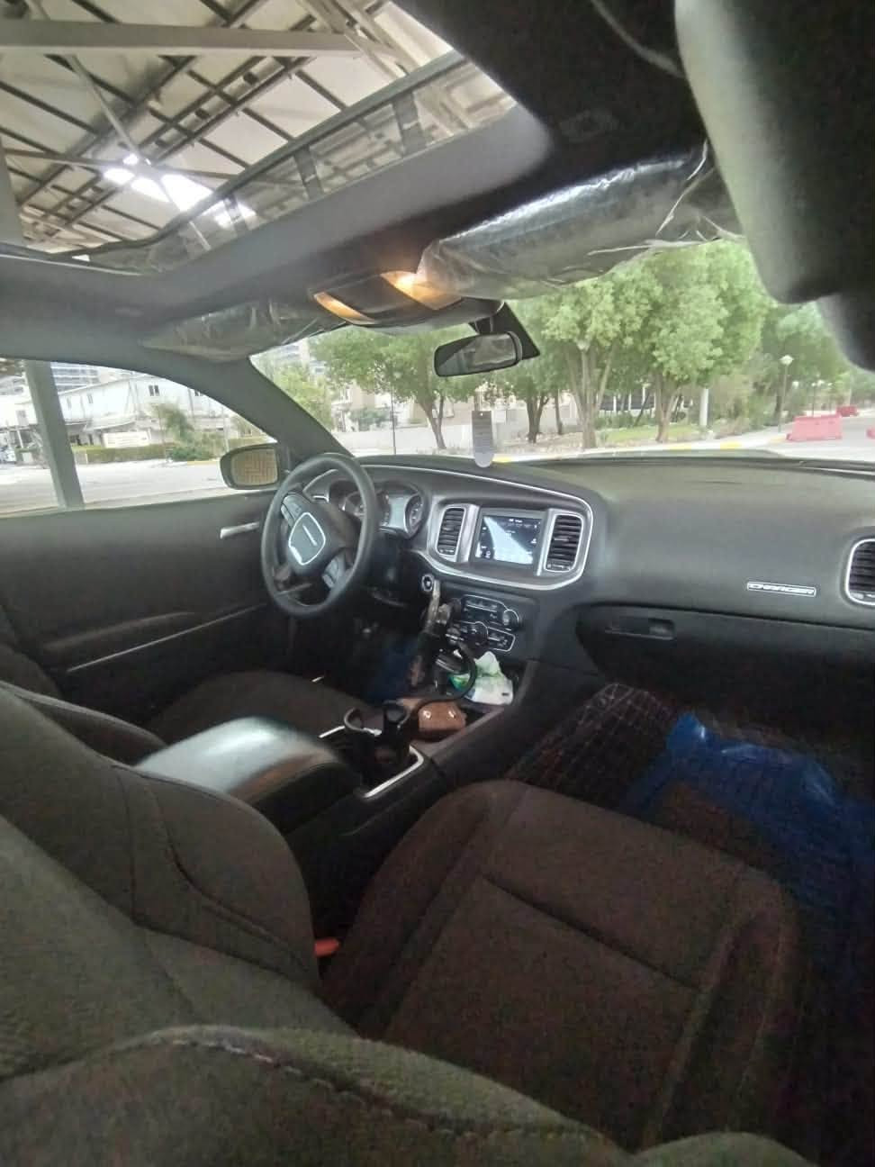 سلام عليكم للبيع جارجر 2019 فول فتحة
جارجر 2019 Sxt 

مواصفات

محرك 3600

بصمة تشغيل 

وتحكمات فول 

كشن سايق كهرباء 

فتحة سقف 

حساسات 

شاشة كبيرة

سيارة حادثه جاملغات خلفية صبغ وباب ورة سايق رش بدون دواخل سيارة ماشية 63 مكان السيارة بغداد الكرخ السعر 185$

للاستفسار ***********
