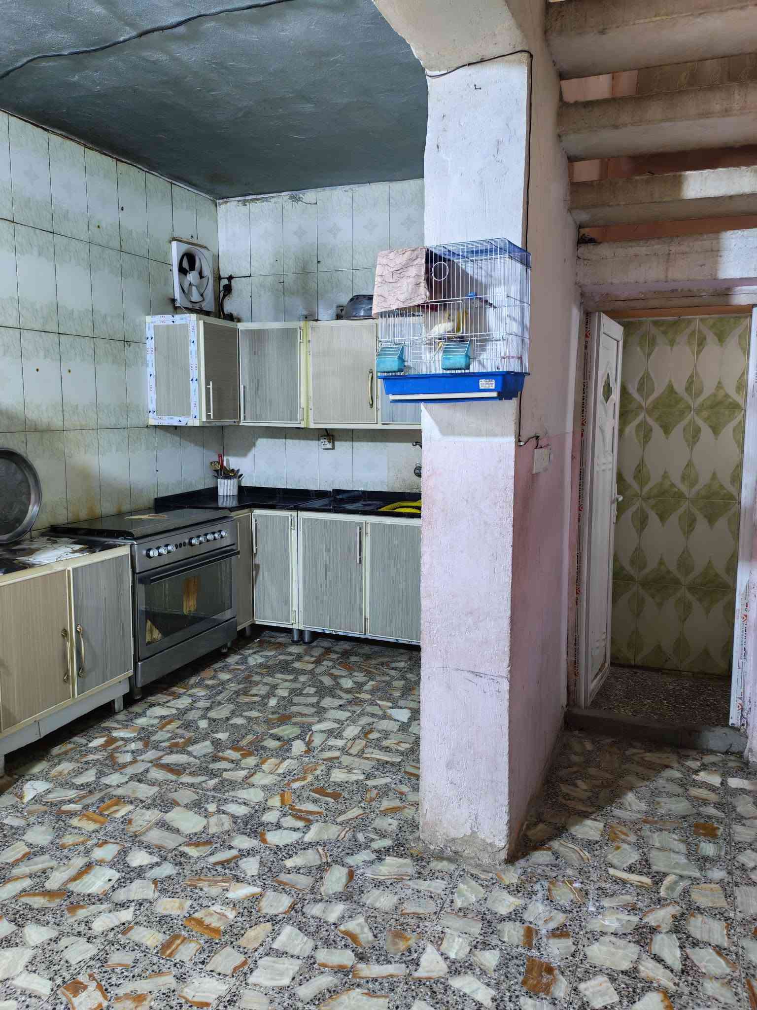 السلام عليكم دار للبيع طابو صرف طابقين 125 متر مربع العبيدي بدايت شارع العابد للاستفسار أكثر اتصل *********** واتساب
