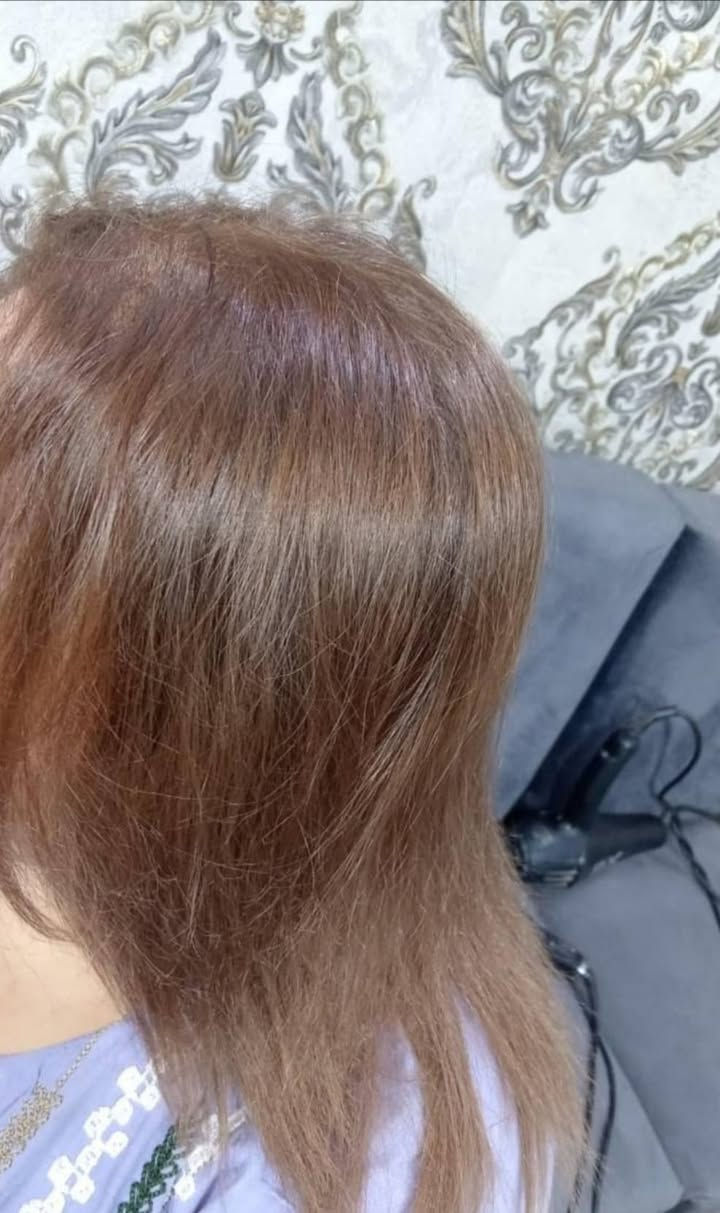 هلا بنات عروض وشغل ماكيرا فله

نص مكتوب في الصور:
- اسعار صالون ماكيره فله
- 5 حفافه
- 10 حفافه + شمع + تنظيف بشرة
- 5 قص شعر 5 ماعدا البوي
- 10 صبغ شعر من 10 وفوك
- 25 تخصيل كب كامل
- 30 تخصيل سلفون من 30 وفوك
- 25 تاتو بلوك بالاحبار الاصليه
- 10 ويفي
- 10 شسوار
- 10 مكياج من 10 و فوك
- 5 رموش طرفيه
- 15 رموش كامله
- 10 ديرماين