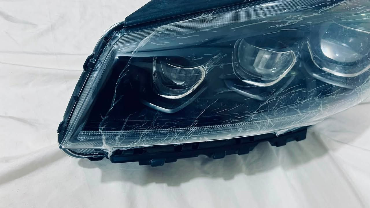 السلام عليكم
عندي لايتات مال سورنتو 3 عدسات زنون
خليجي اصلي تفصيخ 2020
المحتاجهن احسبهن اله بسعر مناسب
وويل كب تك هوه وتايره
مكاني بغداد الرصافه
***********
