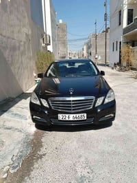 مارسدس 350Eللبيع موديل2010رقم شمالي السعر 160وبيها مجال قليل المكان بغ...