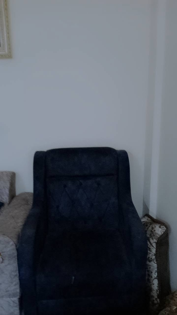 كنب • صوفا • بدون تفاصيل