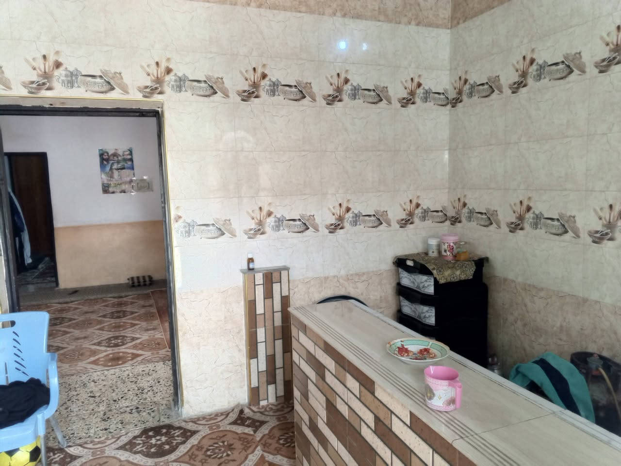 بيت للبيع في قضاء الشافعية طابو صرف 200 م يتكون من غرفتين وصاله ومطبخ واستقبال الضيوف وصحيات سعر 70 نقدأ و75قصاد بمقدمه 40او35 والباقي 500 شهر ***********
