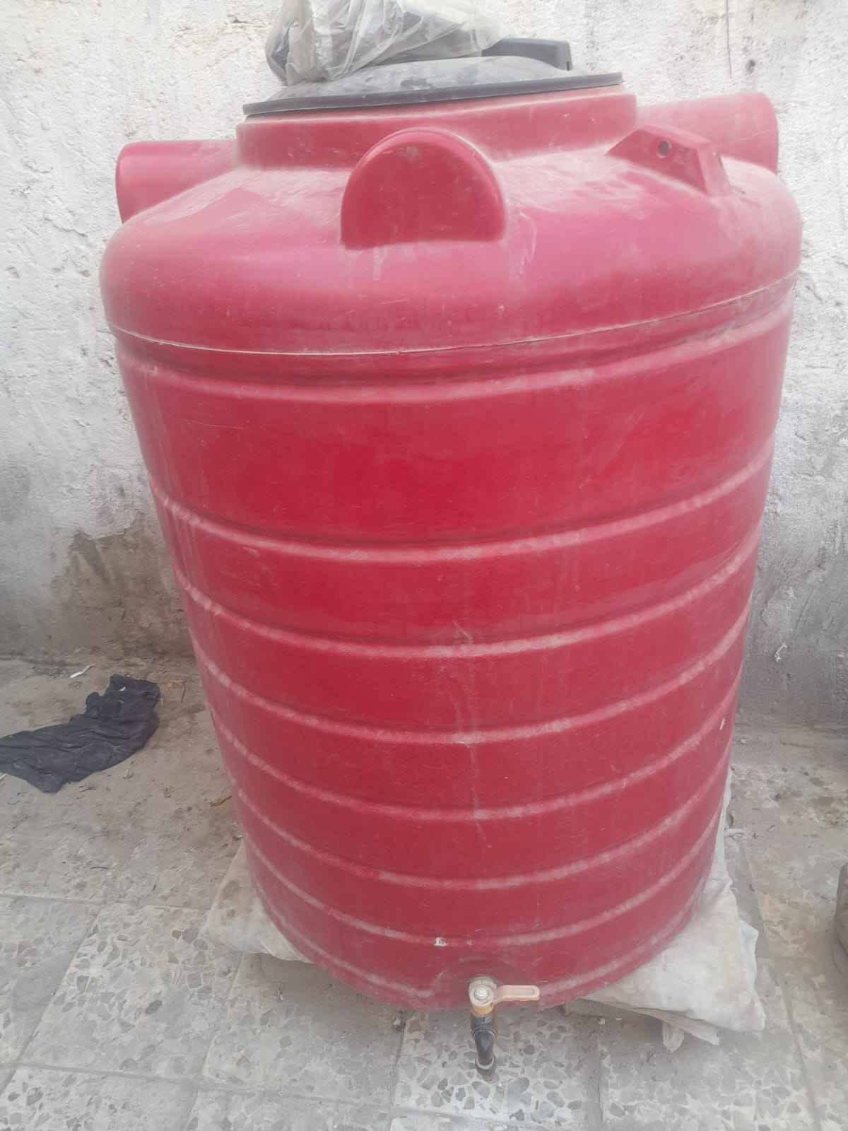 كاونتر بيبانه موجوده طباخ خمس عيون شغال بس يرادله تنضيف غساله شغاله تنشيفه شغال درام ماي ابيع شيله وحده مابيه شي البصره_ابي الخصيب عويسيان رقم هاتف *********** وتساب البصرة, العراق
