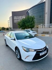 كامري SE • ٢٠١٥ • ١١٠ ألف