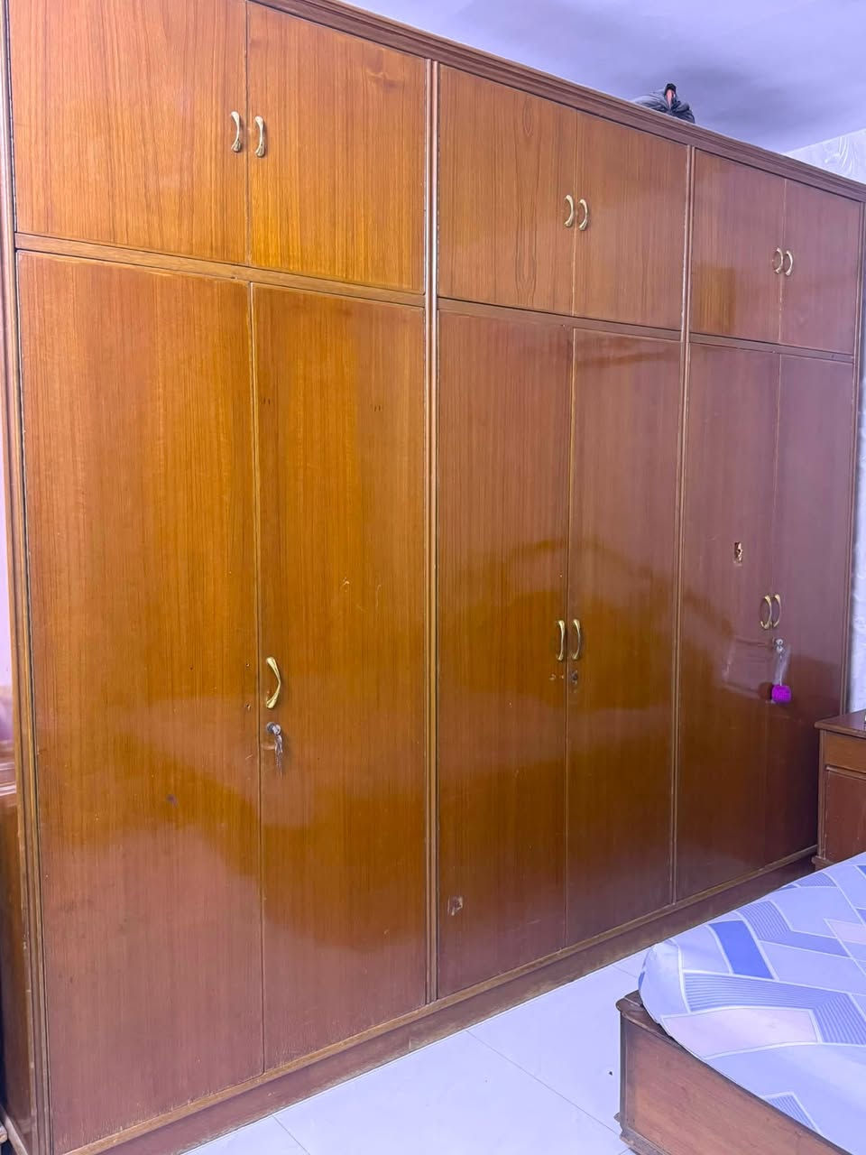 غرفه نوم عراقية صاج الثكيل الثخين كامله 7  قطع
الكنتور 6 بيبان ملحق ليفوك 
سعر 850 
بغداد الزعفرانية 
***********
